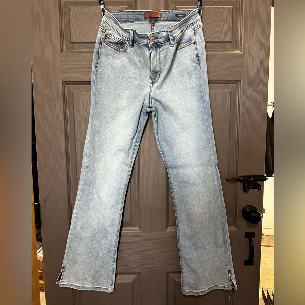 Judy Blue Women’s Light Wash Bootcut Jeans
